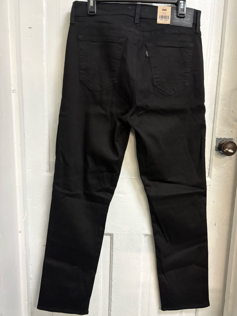 Levi's Black High Rise Slim Straight Fit Jeans